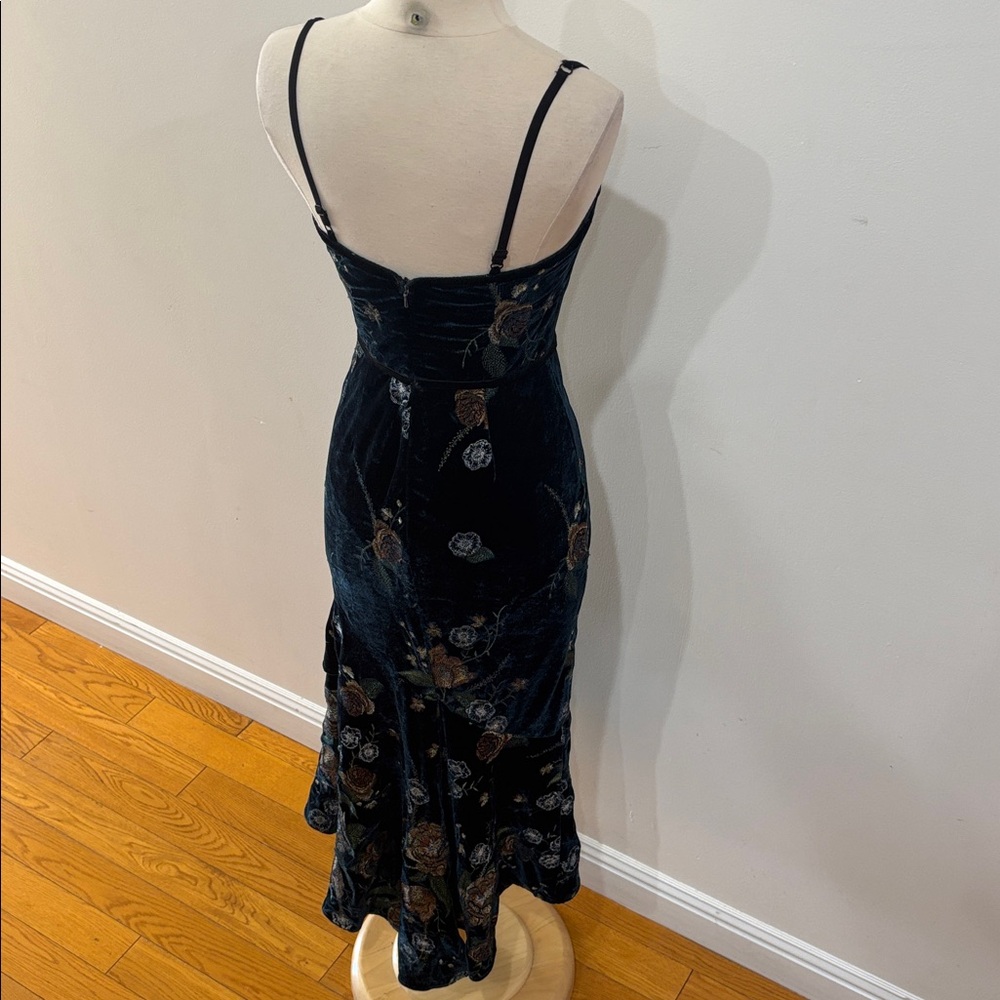 Marchesa Notte Embroidered Velvet High Low Dress, Size: 2 - Picture 15 of 15